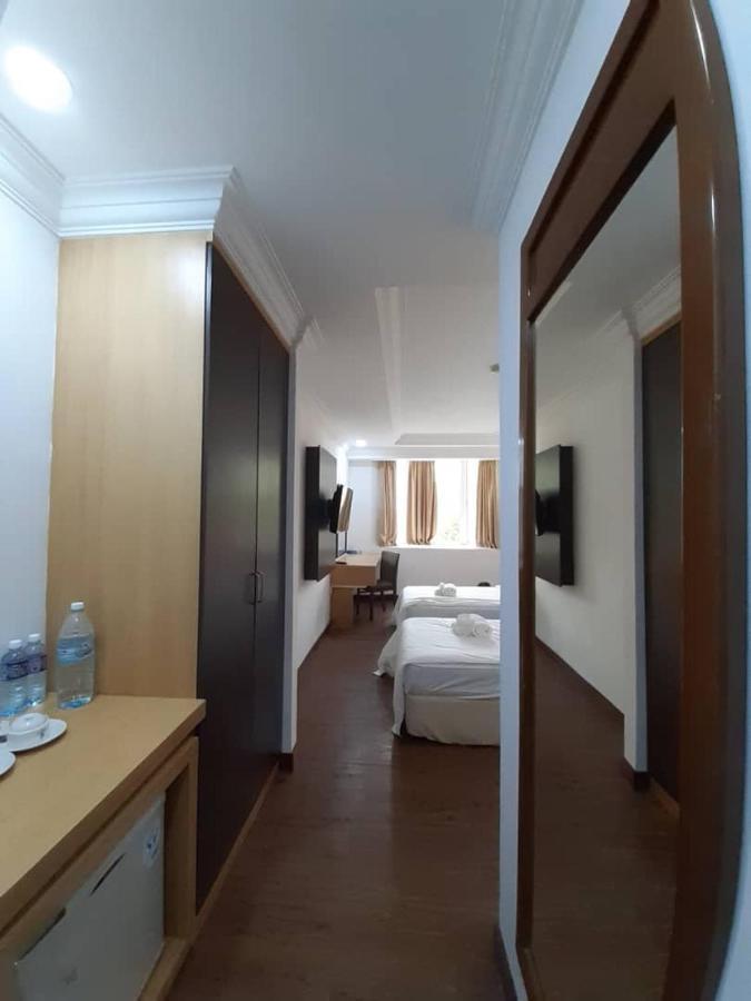 Sara Hotel Labuan Kültér fotó